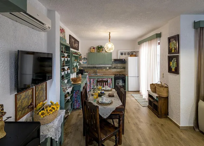 Casa Dell Artista With Private Jacuzzi Villa